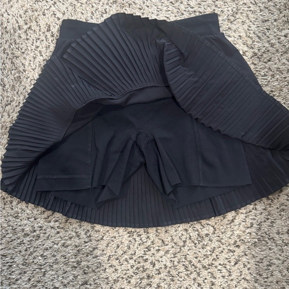 Yes Pleats Peplum Tank and skirt black size small - Picture 5 of 9